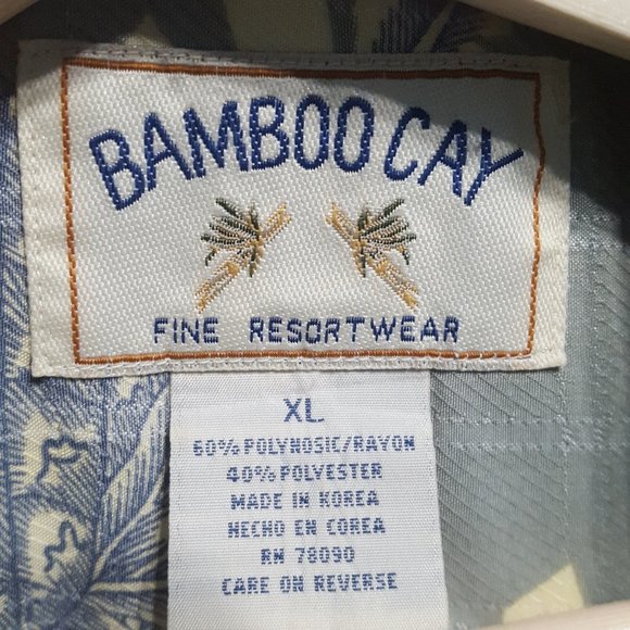 Bamboo Cay Men's Tropical Button Down Shirt - Picture 4 of 7